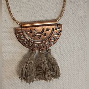 🌟 3 for $15 Deal! 🌟Copper color necklace with tassles